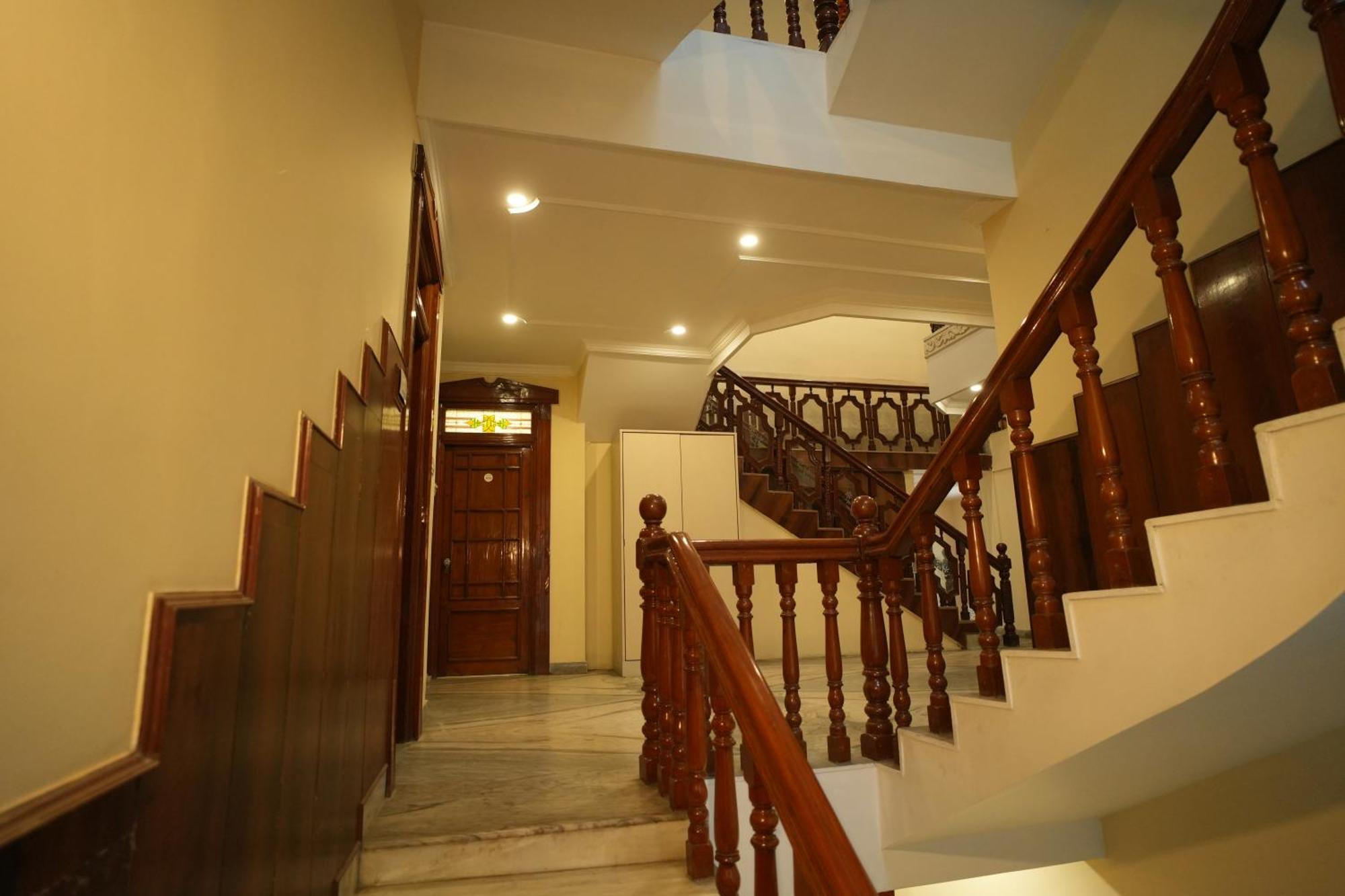 Hotel Kp Suites Metro Hyderabad Exterior photo